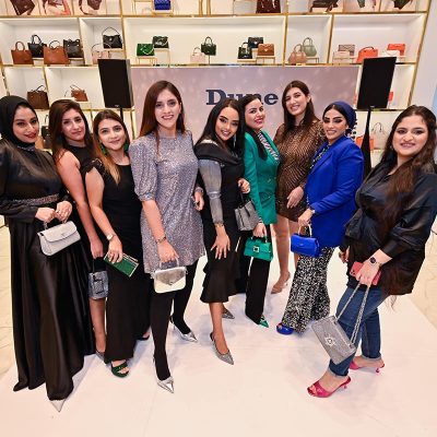 معاينة لتشكيلة الأعياد من ديون لندن في دبي مول