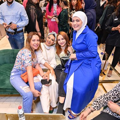 معاينة لتشكيلة الأعياد من ديون لندن في دبي مول