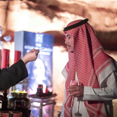 استضافة ريتوالز لجلسة اليوغا مع مهرجان العلا للاستجمام والاسترخاء في المملكة العربية السعودية