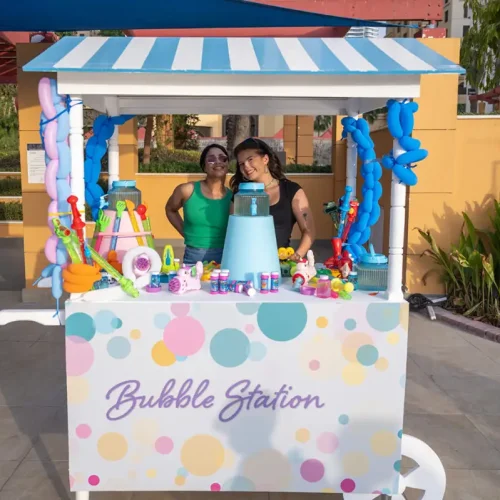 فعالية بول بارتي من سكتشرز في شيراتون جي بي آر