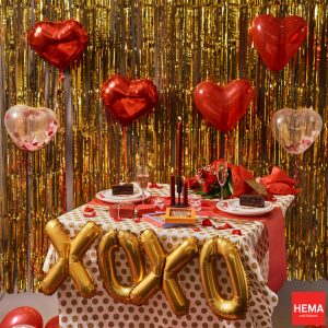 Valentine's Day Gifts and décor from HEMA