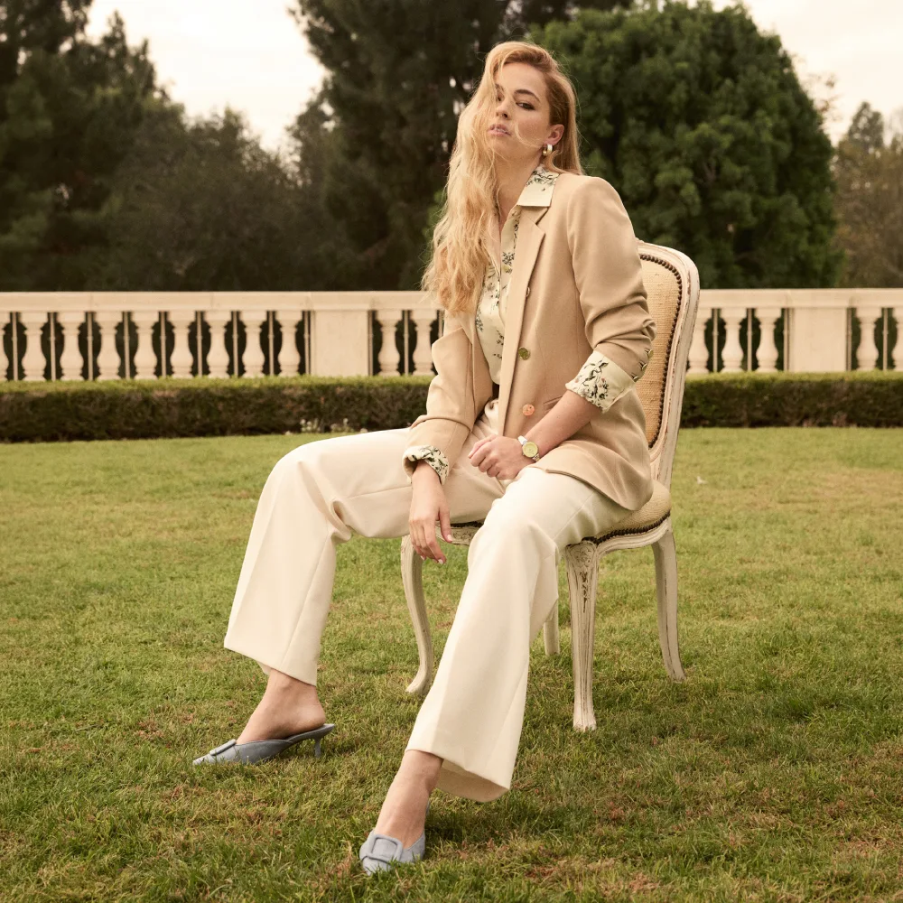 ANNE KLEIN